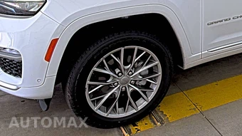 2023 Jeep Grand Cherokee Summit - miniatura 7