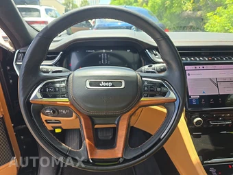 2023 Jeep Grand Cherokee Summit Reserve - miniatura 10