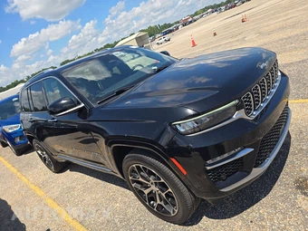 2023 Jeep Grand Cherokee Summit Reserve - miniatura 3