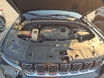 2023 Jeep Grand Cherokee Summit Reserve - miniatura 15