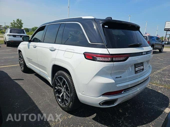 2023 Jeep Grand Cherokee Summit Reserve - miniatura 2