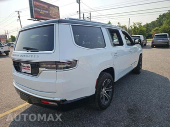 2023 Jeep Grand Wagoneer – miniatura 3