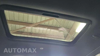 2023 Jeep Grand Wagoneer - miniatura 19