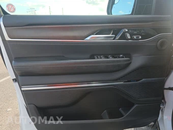 2023 Jeep Grand Wagoneer - miniatura 9