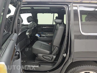 2023 Jeep Grand Wagoneer - miniatura 13