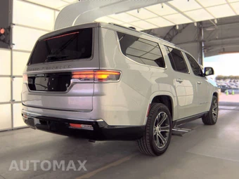 2023 Jeep Grand Wagoneer L - miniatura 4