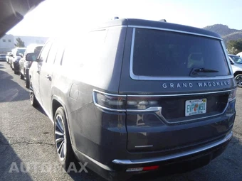 2023 Jeep Grand Wagoneer L Series II - miniatura 4