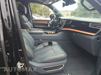 2023 Jeep Grand Wagoneer L Series II - miniatura 8
