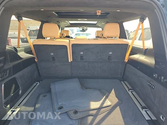 2023 Jeep Grand Wagoneer L Series III - miniatura 17