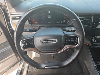 2023 Jeep Grand Wagoneer Obsidian - miniatura 10