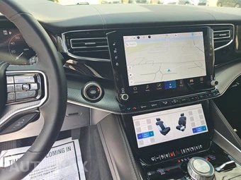 2023 Jeep Grand Wagoneer Obsidian - miniatura 11