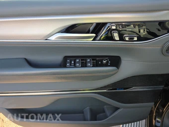 2023 Jeep Grand Wagoneer Series II - miniatura 9