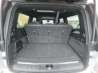 2023 Jeep Grand Wagoneer Series II - miniatura 17