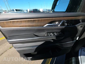 2023 Jeep Grand Wagoneer Series II - miniatura 9