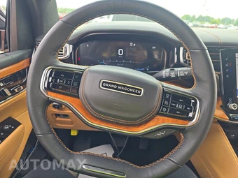 2023 Jeep Grand Wagoneer Series III - miniatura 10