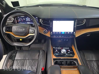 2023 Jeep Grand Wagoneer Series III - miniatura 11