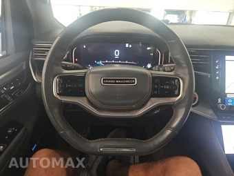 2023 Jeep Grand Wagoneer Series III - miniatura 10
