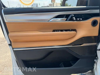 2023 Jeep Grand Wagoneer Series III - miniatura 11