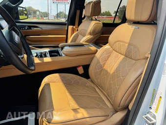 2023 Jeep Grand Wagoneer Series III - miniatura 12