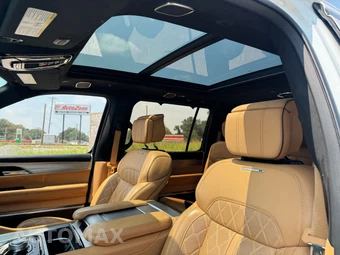 2023 Jeep Grand Wagoneer Series III - miniatura 13