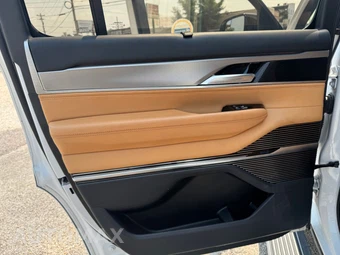 2023 Jeep Grand Wagoneer Series III - miniatura 15