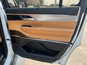 2023 Jeep Grand Wagoneer Series III - miniatura 23