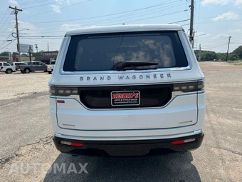 2023 Jeep Grand Wagoneer Series III - miniatura 7