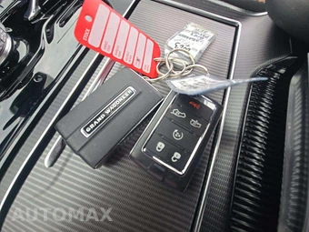 2023 Jeep Grand Wagoneer Series III Obsidian - miniatura 5