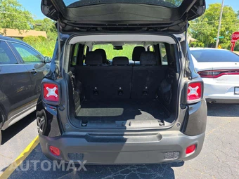 2023 Jeep Renegade Altitude - miniatura 14