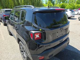 2023 Jeep Renegade Altitude - miniatura 6