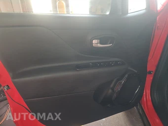 2023 Jeep Renegade Altitude - miniatura 9