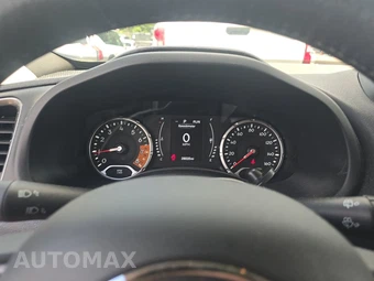2023 Jeep Renegade Latitude - miniatura 12