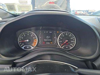 2023 Jeep Renegade Latitude - miniatura 6
