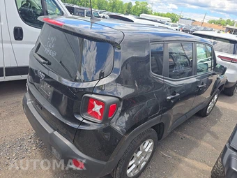 2023 Jeep Renegade Latitude - miniatura 4