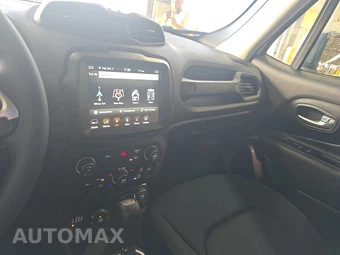 2023 Jeep Renegade Latitude - miniatura 11