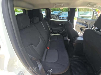 2023 Jeep Renegade Latitude - miniatura 13