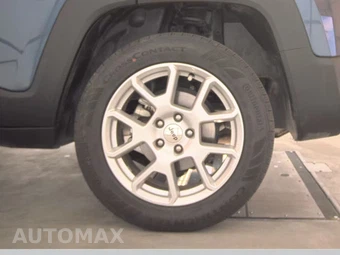 2023 Jeep Renegade Latitude - miniatura 12