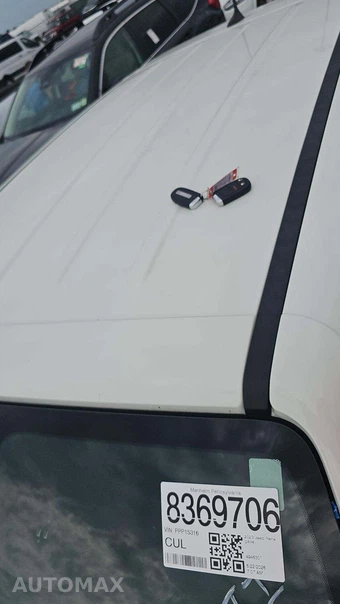 2023 Jeep Renegade Latitude - miniatura 19