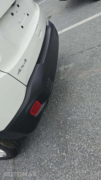 2023 Jeep Renegade Latitude - miniatura 21