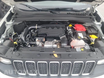 2023 Jeep Renegade Latitude - miniatura 15