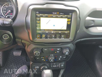 2023 Jeep Renegade Latitude - miniatura 7