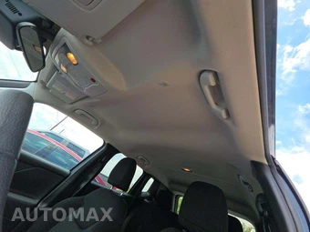 2023 Jeep Renegade Latitude - miniatura 11