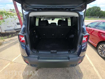 2023 Jeep Renegade Latitude - miniatura 14