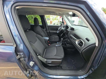 2023 Jeep Renegade Latitude - miniatura 18