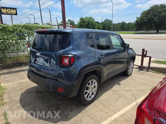 2023 Jeep Renegade Latitude - miniatura 3