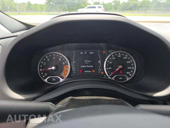 2023 Jeep Renegade Latitude - miniatura 9