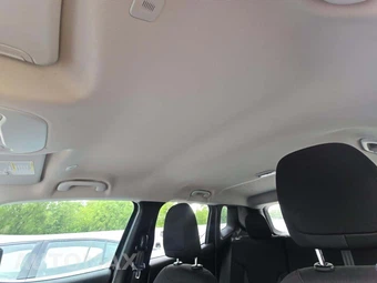 2023 Jeep Renegade Latitude - miniatura 11