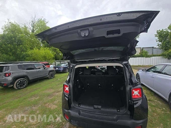 2023 Jeep Renegade Latitude - miniatura 14