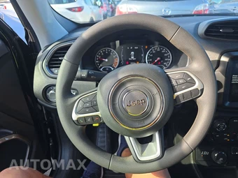 2023 Jeep Renegade Latitude - miniatura 10