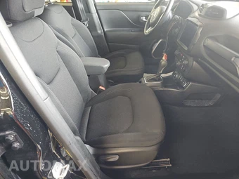 2023 Jeep Renegade Latitude - miniatura 8